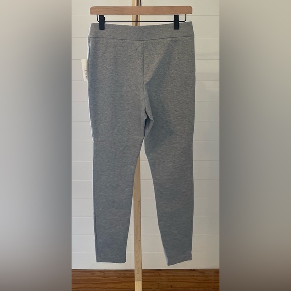 A New Day High Waisted Ponte Leggings Gray Women's Medium NWT - Picture 4 of 8